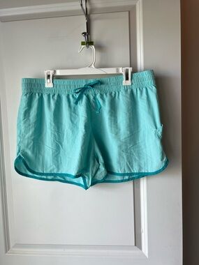 Columbia Aqua Drawstring Athletic Shorts. XL